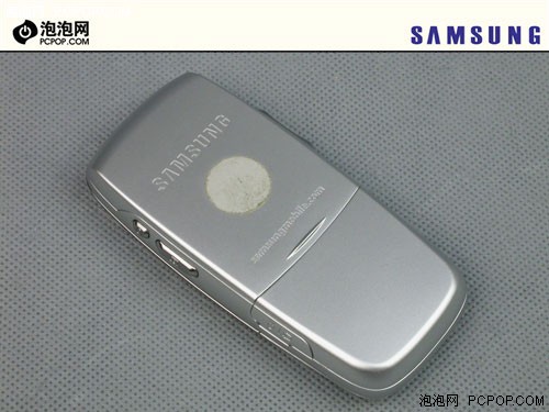 金屬摩天輪三星小巧音樂(lè)機(jī)E768評(píng)測(cè)(3)