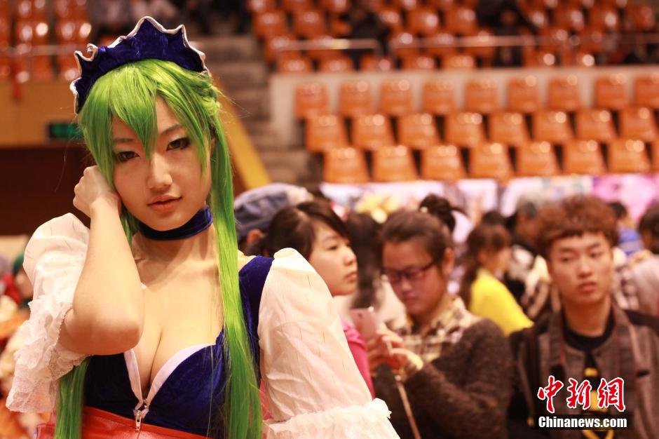 323ʮЇH(ji)ِ^(q)ڰʡweϲCOSPLAYƼڴ,Ԕ?sh)ǧ˰ّB(ti)l(f) I z